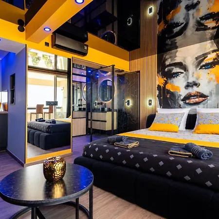 Euphoria - Vue - Terrasse - Port Nature 5 - Village Naturiste Apartament